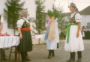 1018 Folklor