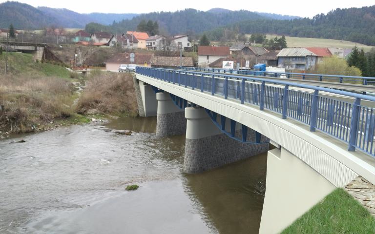 Rôzne