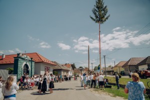 Stavanie mája 2026