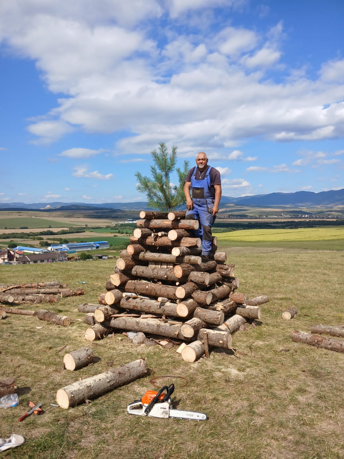 Vatra SNP - foto 1